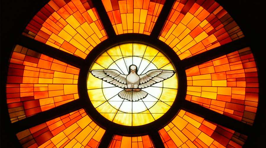 ¿Quién es el espíritu santo? – 5 cosas que debes saber